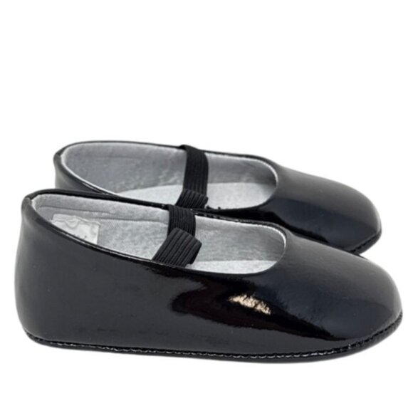 Rising Star Baby Girls Black Shiny Patent Shoe size 0-6 Mos - Picture 1 of 7